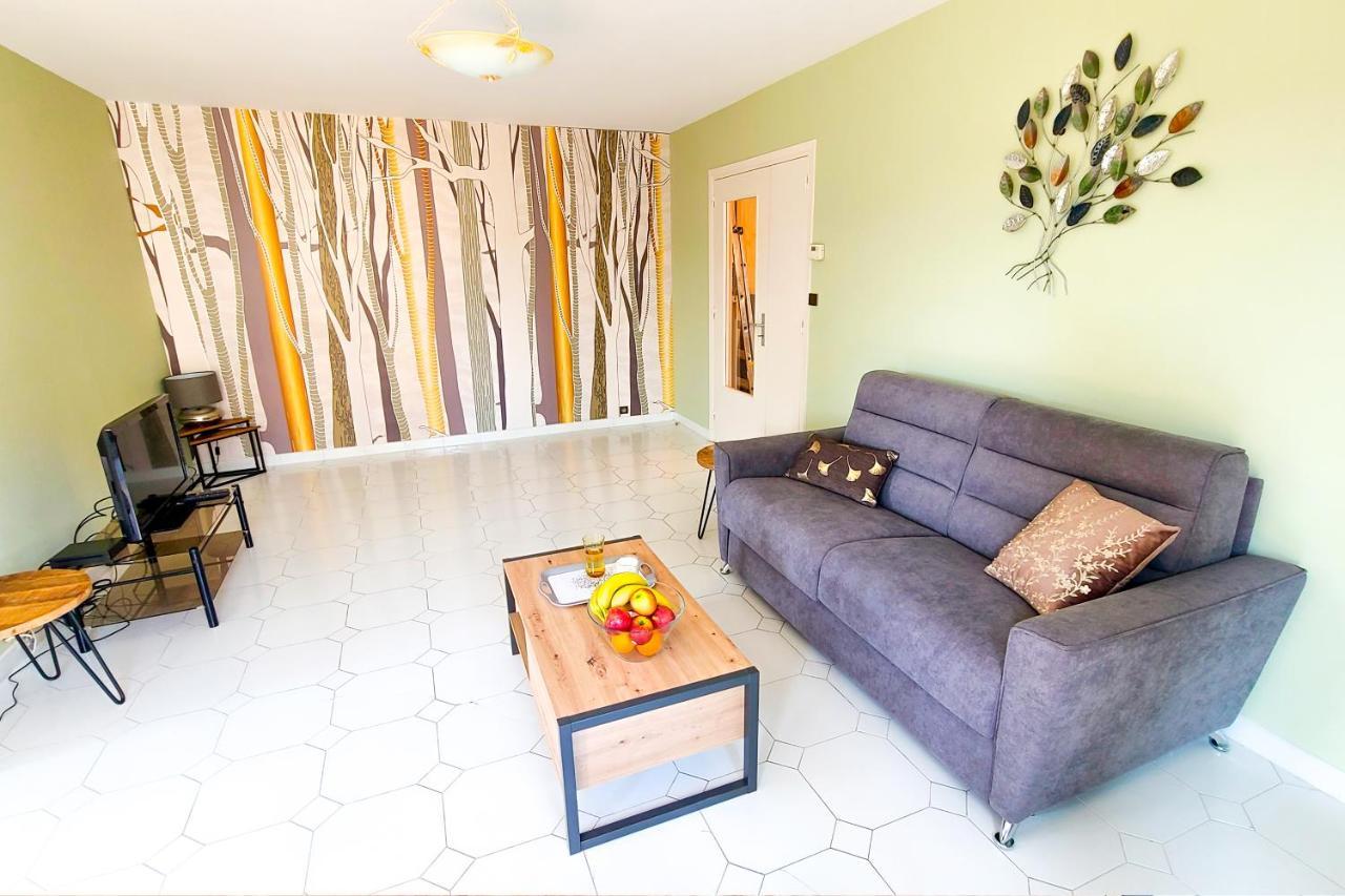 Regard Sur Les Remparts - Terrasse & Parking Apartment อาวีญง ภายนอก รูปภาพ