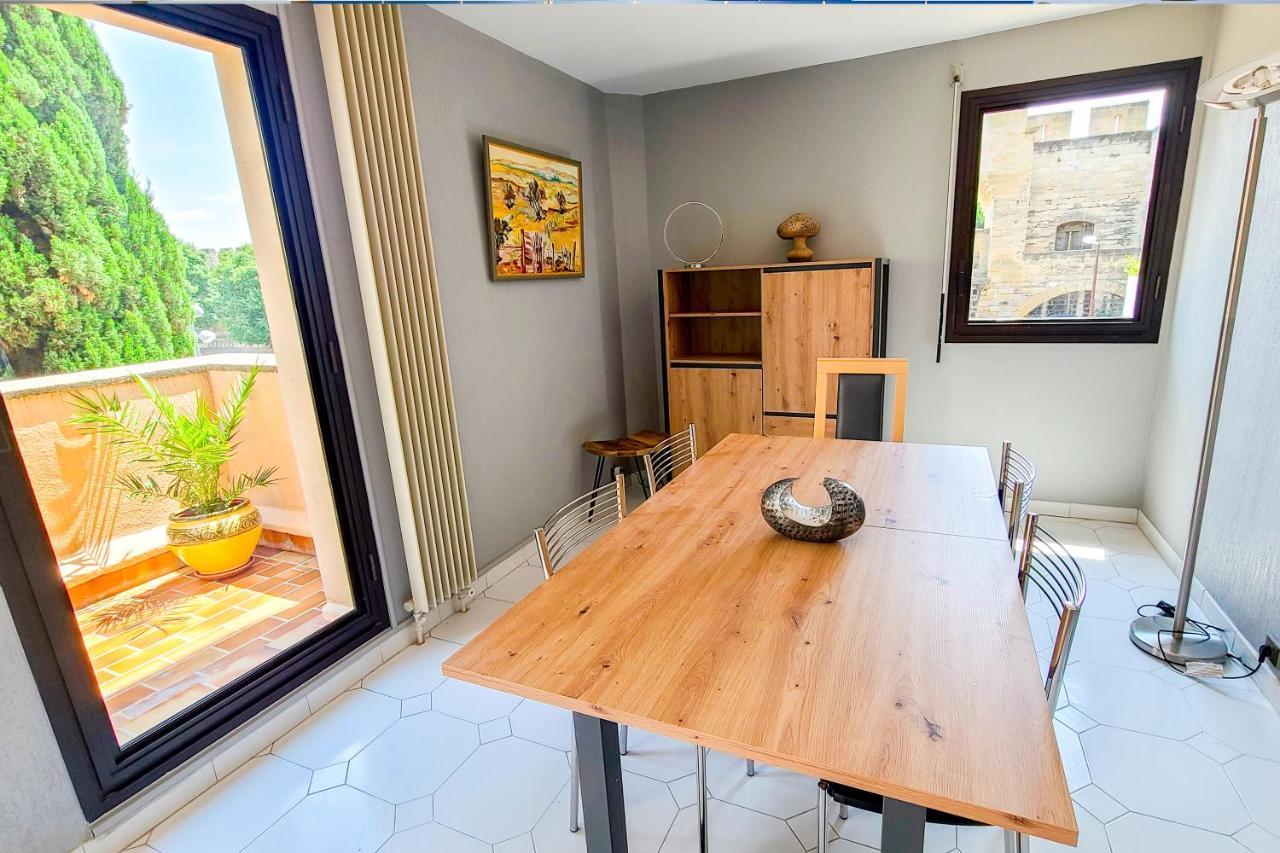 Regard Sur Les Remparts - Terrasse & Parking Apartment อาวีญง ภายนอก รูปภาพ